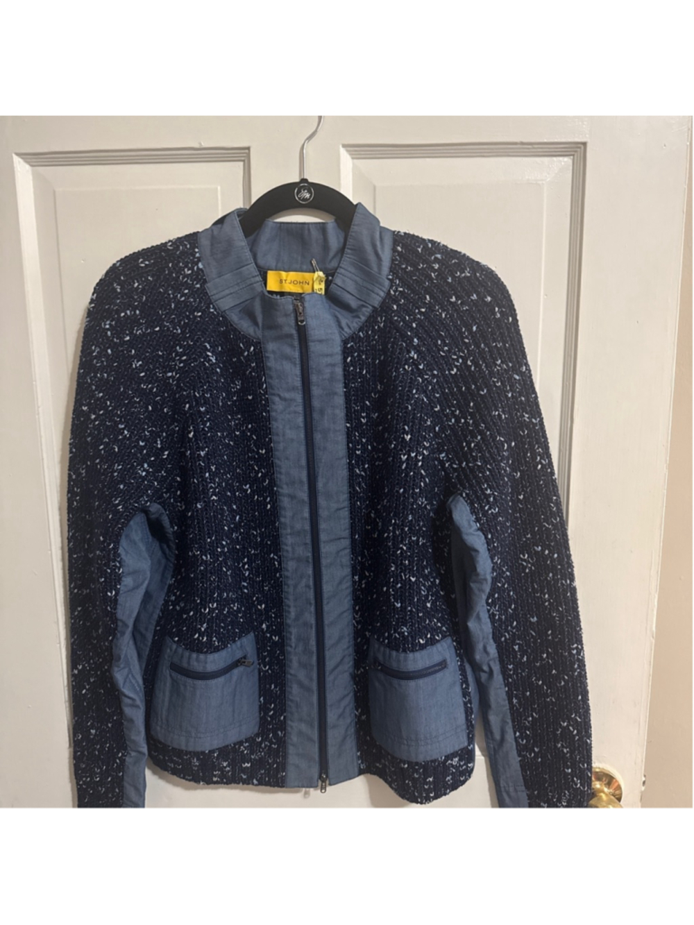 ST. JOHN Navy Blue Knit Denim Jacket Size L PTP w/using no stretch approx. 20”